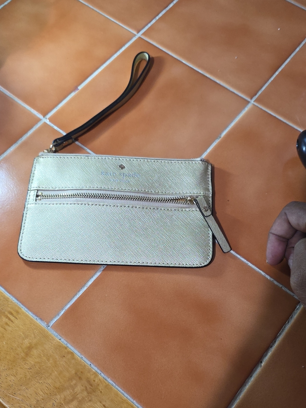 KATE SPADE GOLD WRISTLET VGUC